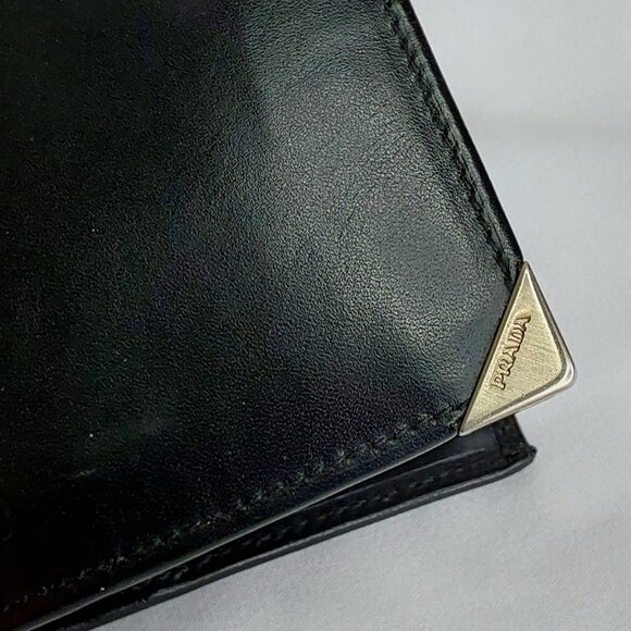 'PRADA' LEATHER WALLET COMPLETE GIFT SET BOX, DUST BAG, RIBBON & TISSUE - Picture 5 of 16